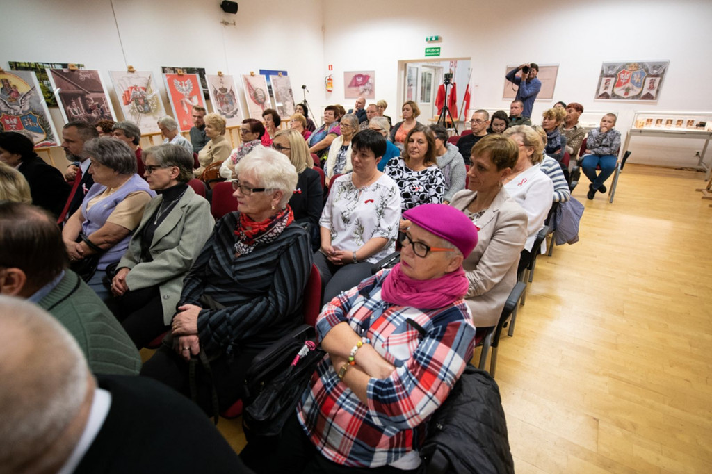 Borneńska wieczornica