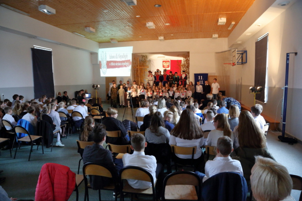 Łubowo dla Niepodległej w 100- lecie odzyskania niepodległości