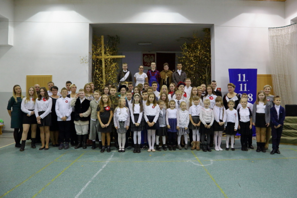 Łubowo dla Niepodległej w 100- lecie odzyskania niepodległości