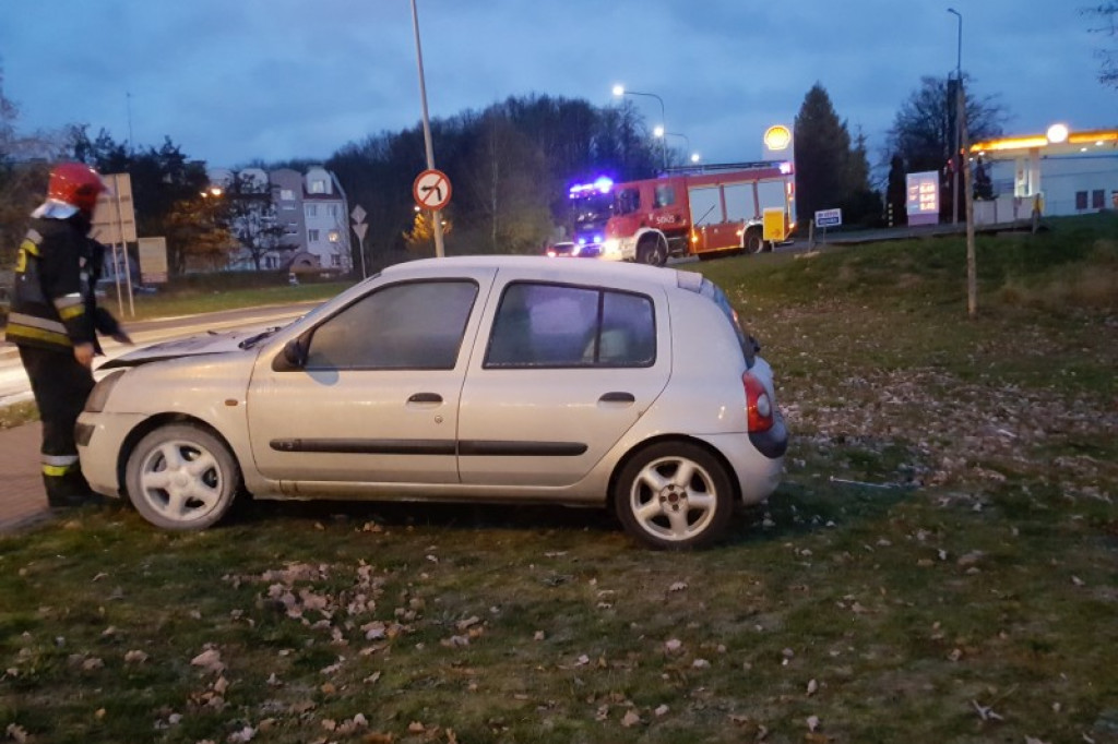 Przy Shellu zapalił się samochód