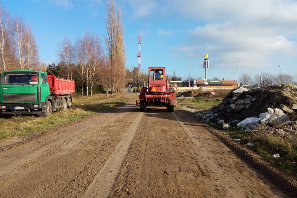 Ul. Winniczna wyrównana.