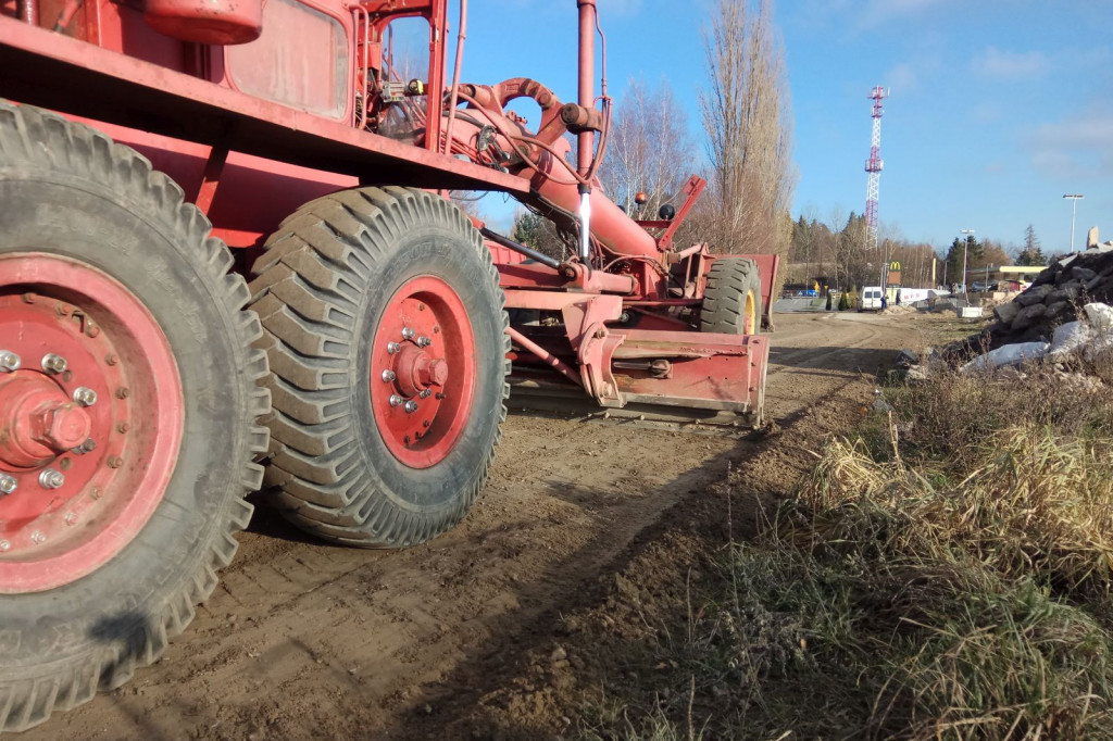 Ul. Winniczna wyrównana.