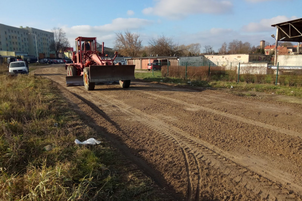 Ul. Winniczna wyrównana.