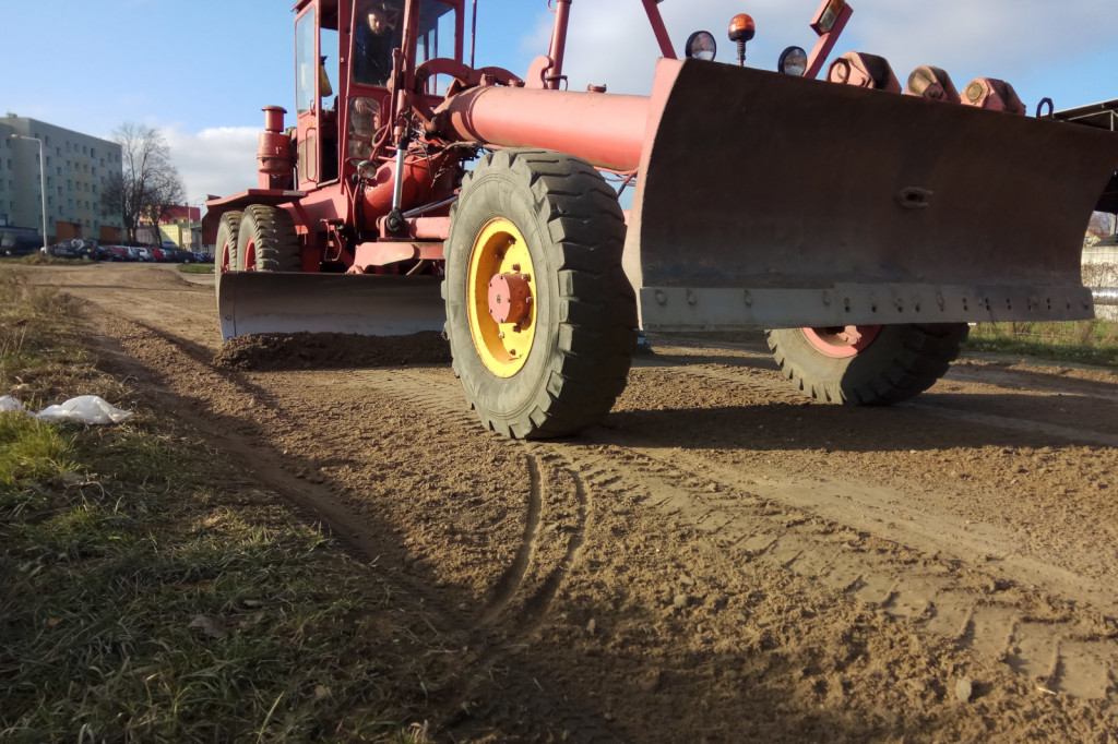 Ul. Winniczna wyrównana.