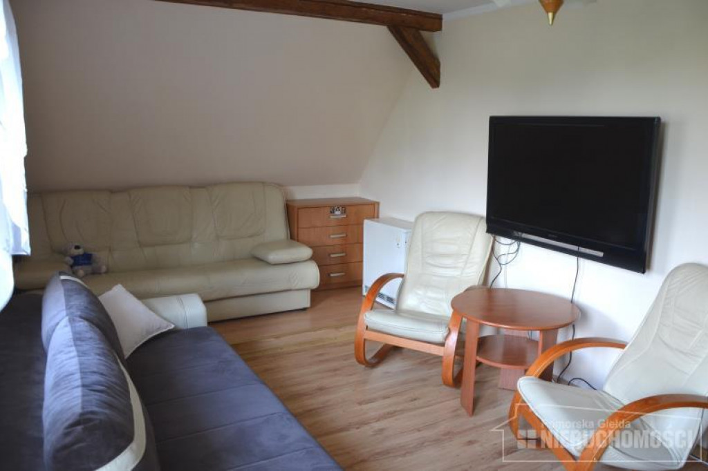 Na sprzedaż mieszkanie z garażem i działką!