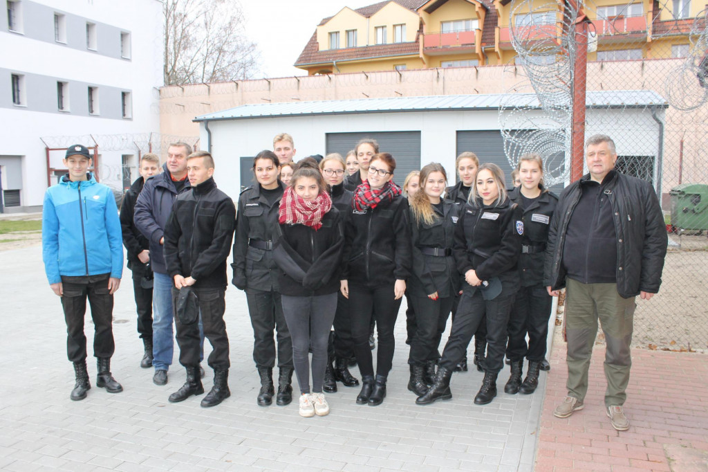 Lekcja wychowania obywatelskiego w więzieniu - Szczecinek