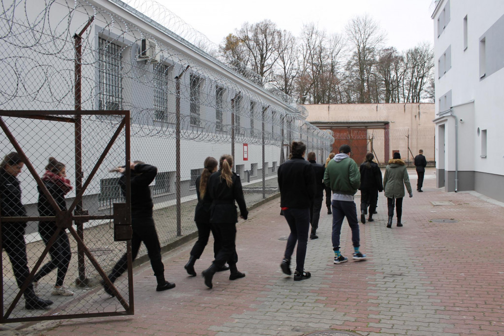 Lekcja wychowania obywatelskiego w więzieniu - Szczecinek