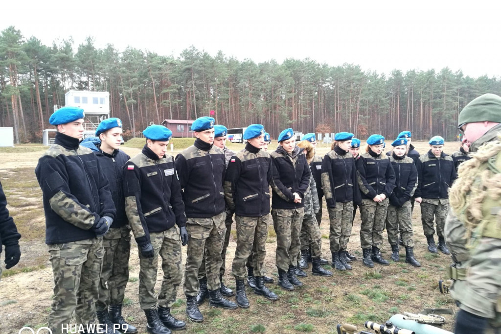 Klasa wojskowa z Zespołu Szkół Nr 7 w Białym Borze z wizytą na Poligonie Drawskim