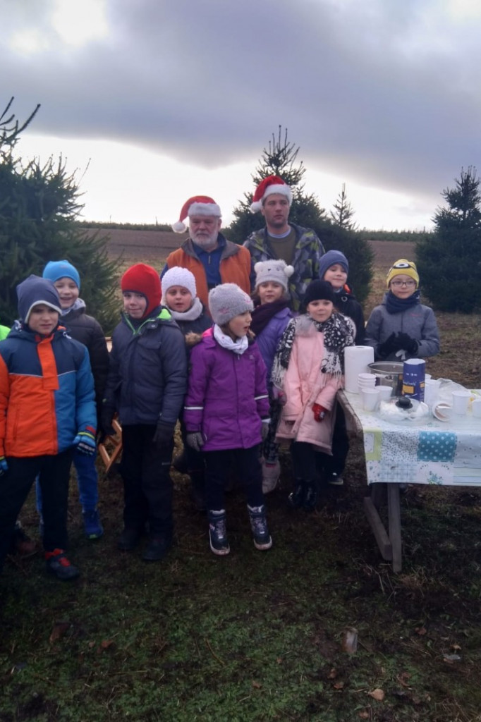 Choinka musi być idealna! Pierwszaki o tym już wiedzą