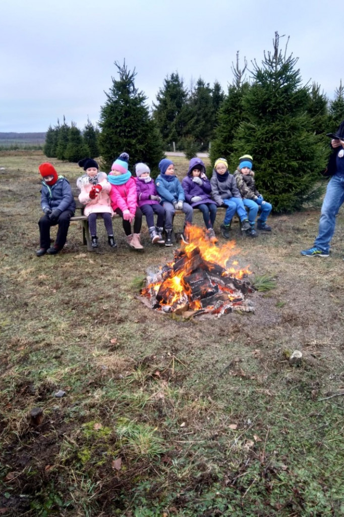 Choinka musi być idealna! Pierwszaki o tym już wiedzą