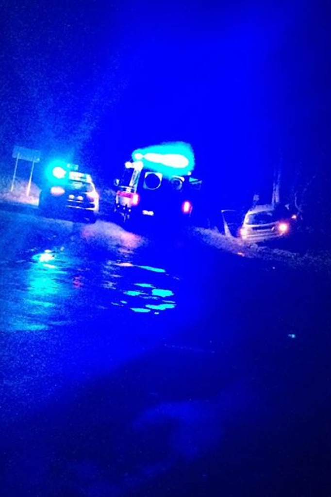 Fordem uderzył w drzewo. Był kompletnie pijany