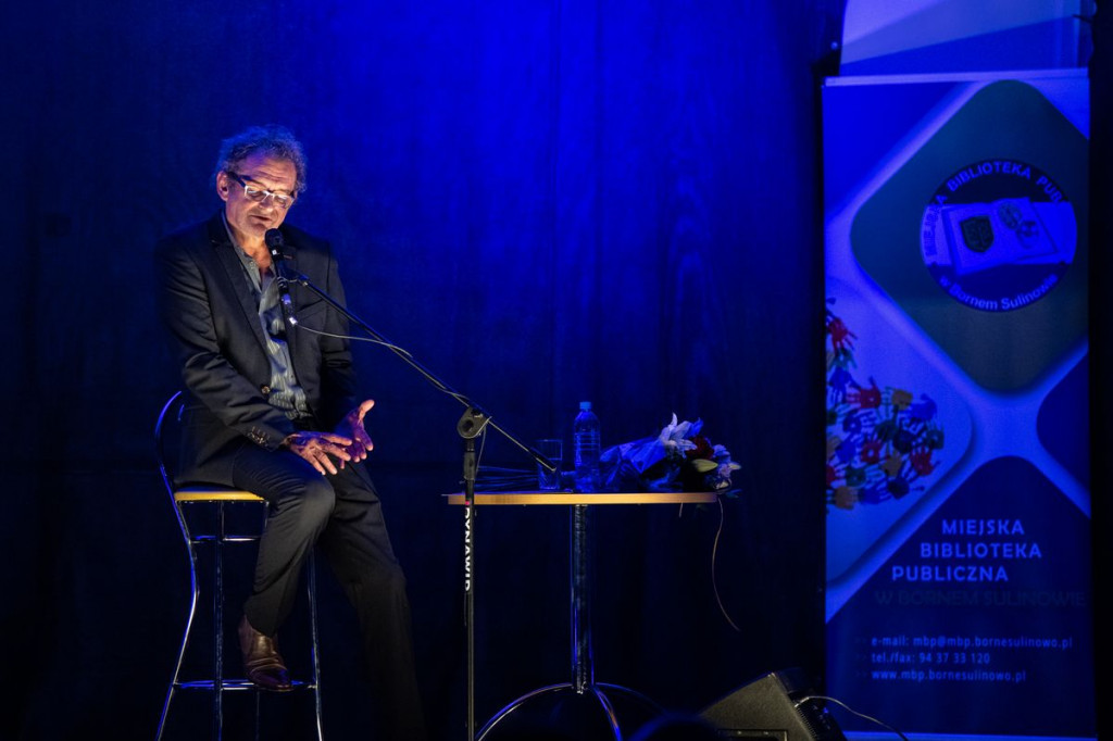 Andrzej Poniedzielski - Borne Sulinowo, Bibliotek Miejska