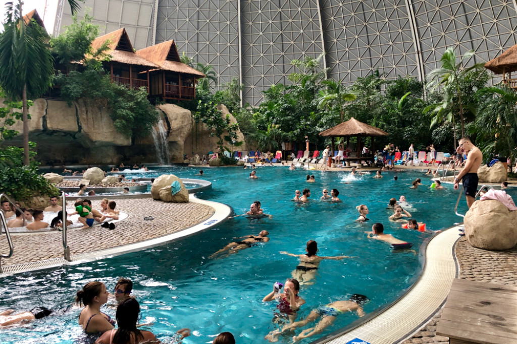 Wypad na tropikalną wyspę - Borne Sulinowo