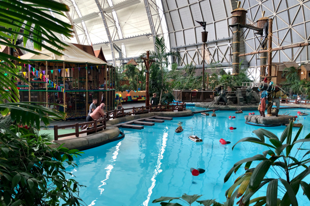 Wypad na tropikalną wyspę - Borne Sulinowo