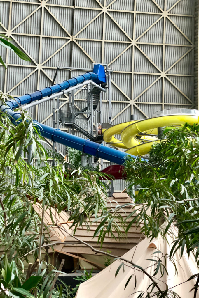 Wypad na tropikalną wyspę - Borne Sulinowo