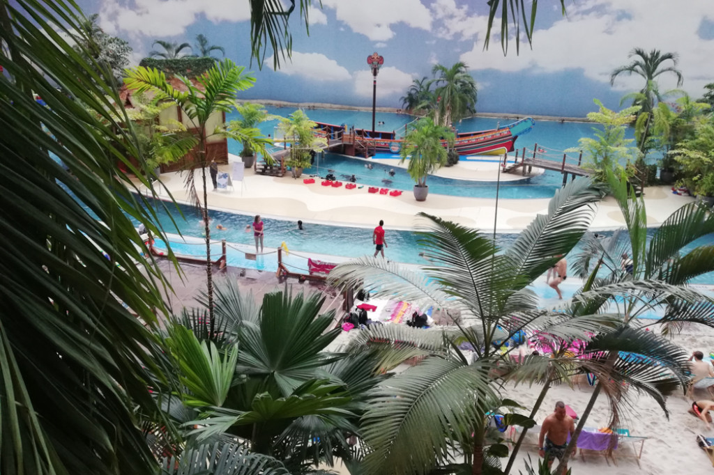 Wypad na tropikalną wyspę - Borne Sulinowo