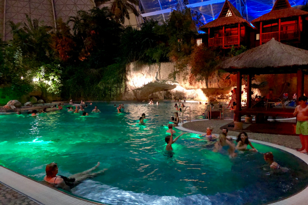 Wypad na tropikalną wyspę - Borne Sulinowo