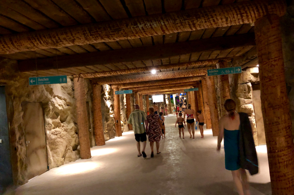 Wypad na tropikalną wyspę - Borne Sulinowo