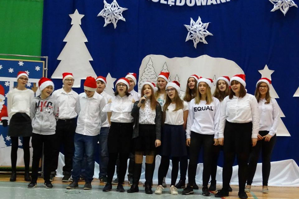 Kolędowanie w Szkole Podstawowej nr 4