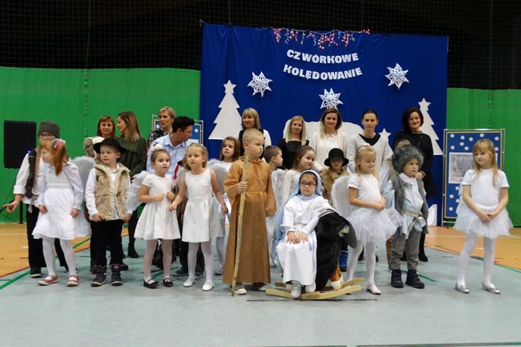 Kolędowanie w Szkole Podstawowej nr 4