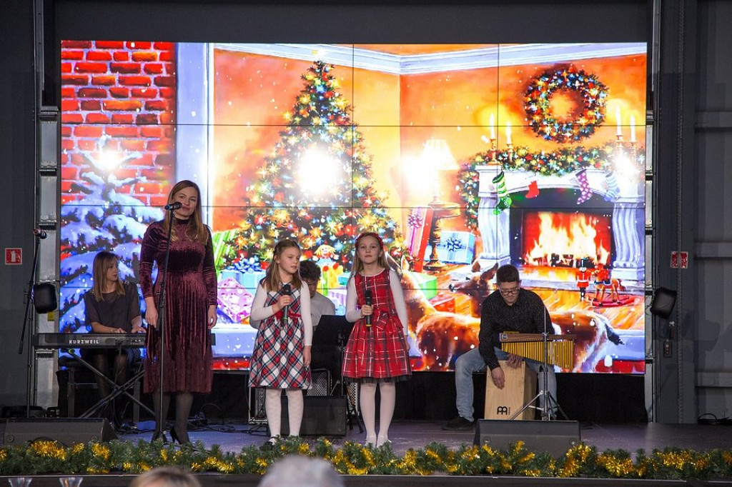 Kronospan kontynuuje piękną, bożonarodzeniową tradycję