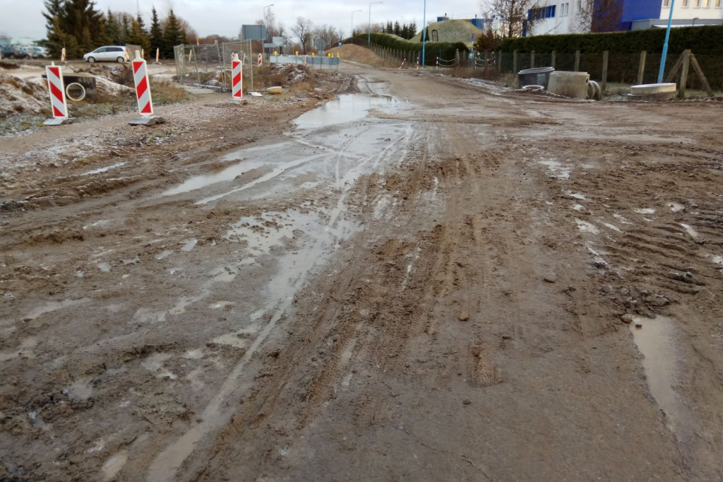 Przejście dla pieszych. Szczecinek ul.Koszalińska - Bugno.