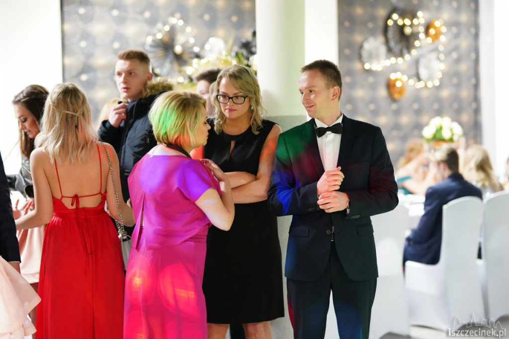 Studniówka 2019. Zespół Szkół nr 1 im. Komisji Edukacji Narodowej w Szczecinku