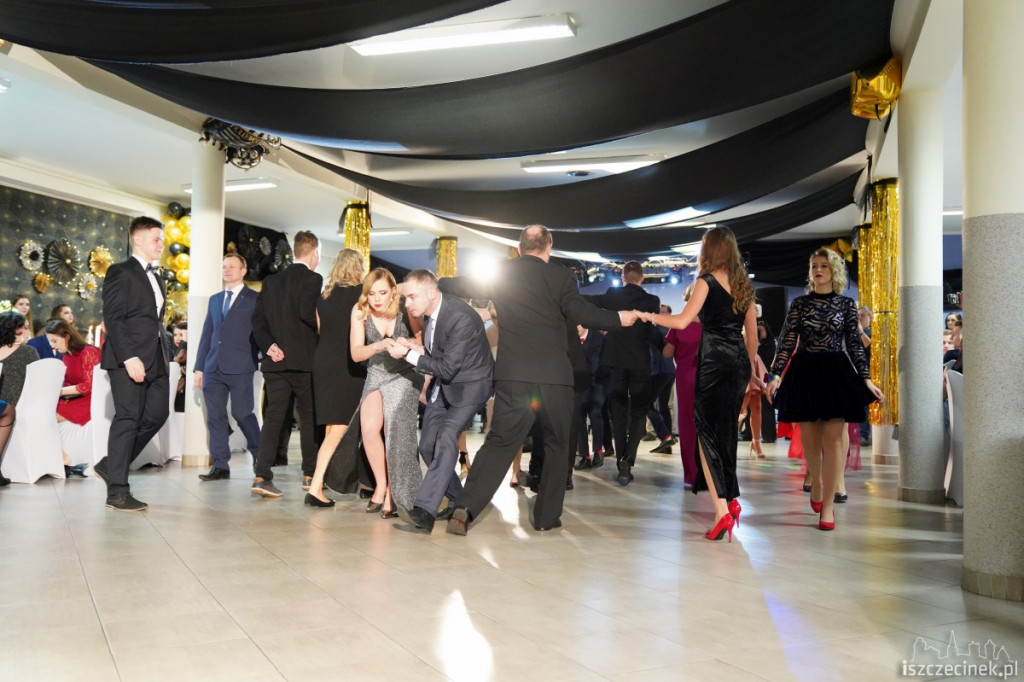 Studniówka 2019. Zespół Szkół nr 1 im. Komisji Edukacji Narodowej w Szczecinku