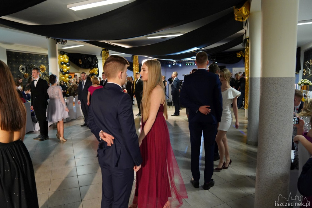 Studniówka 2019. Zespół Szkół nr 1 im. Komisji Edukacji Narodowej w Szczecinku