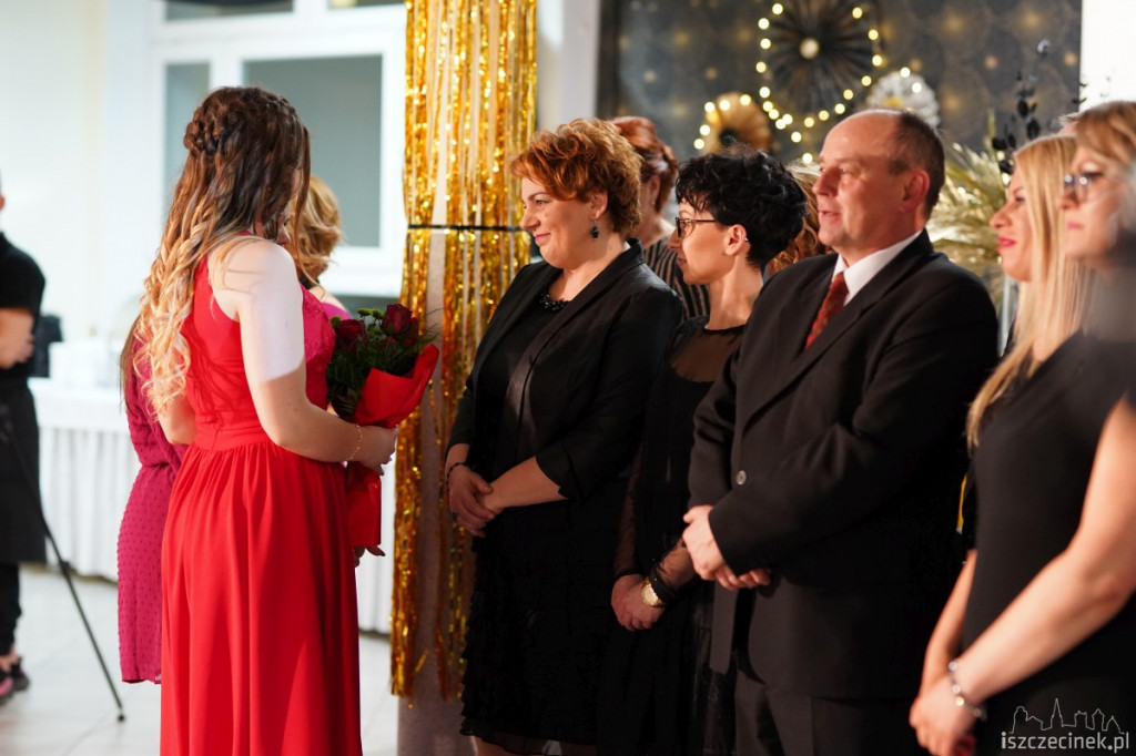 Studniówka 2019. Zespół Szkół nr 1 im. Komisji Edukacji Narodowej w Szczecinku