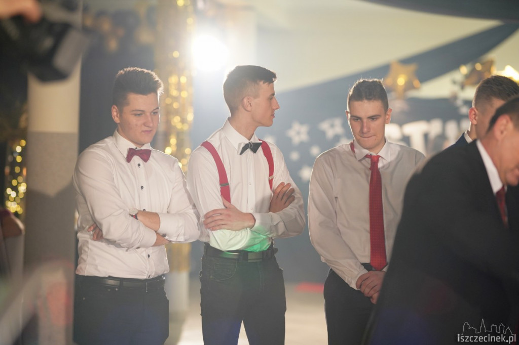 Studniówka 2019. Zespół Szkół nr 1 im. Komisji Edukacji Narodowej w Szczecinku