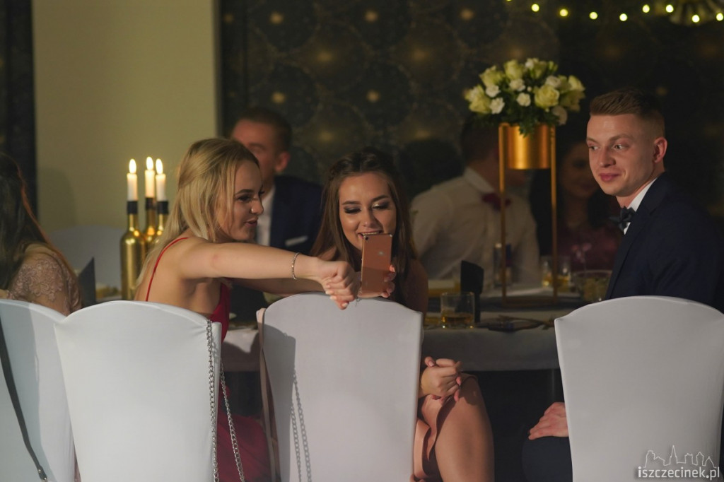 Studniówka 2019. Zespół Szkół nr 1 im. Komisji Edukacji Narodowej w Szczecinku