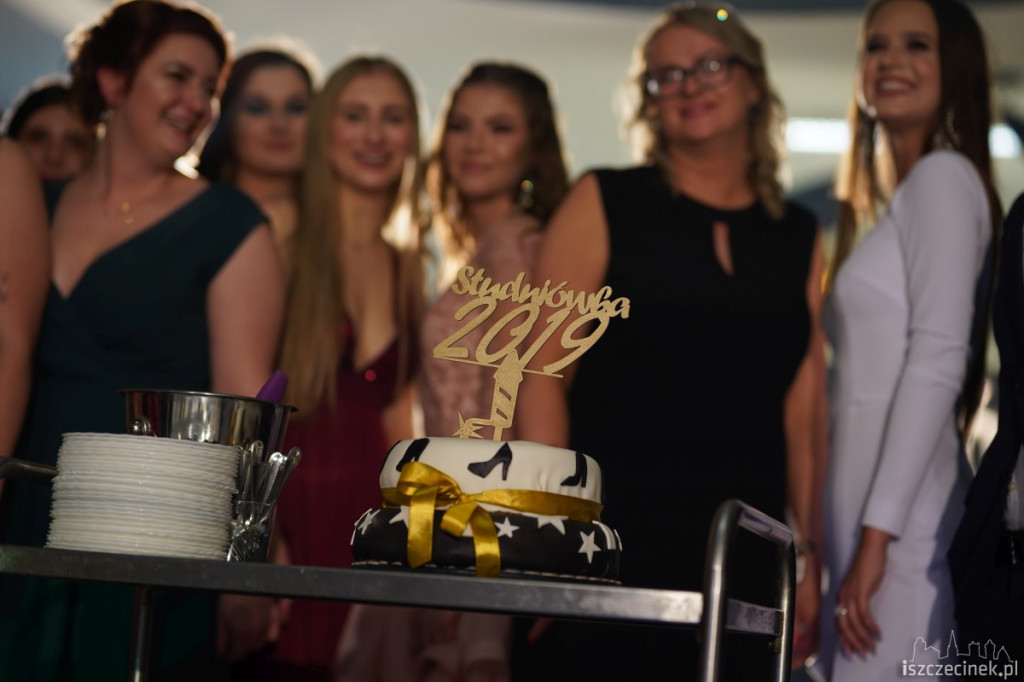 Studniówka 2019. Zespół Szkół nr 1 im. Komisji Edukacji Narodowej w Szczecinku