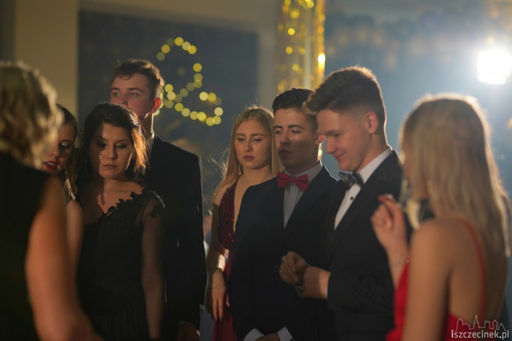 Studniówka 2019. Zespół Szkół nr 1 im. Komisji Edukacji Narodowej w Szczecinku