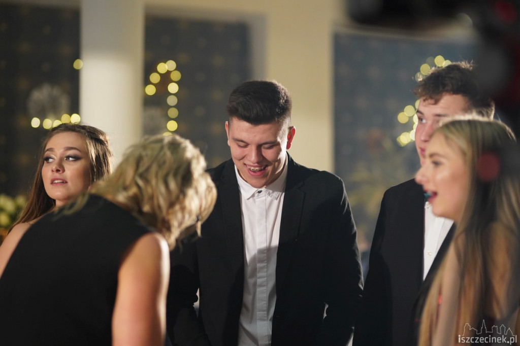 Studniówka 2019. Zespół Szkół nr 1 im. Komisji Edukacji Narodowej w Szczecinku