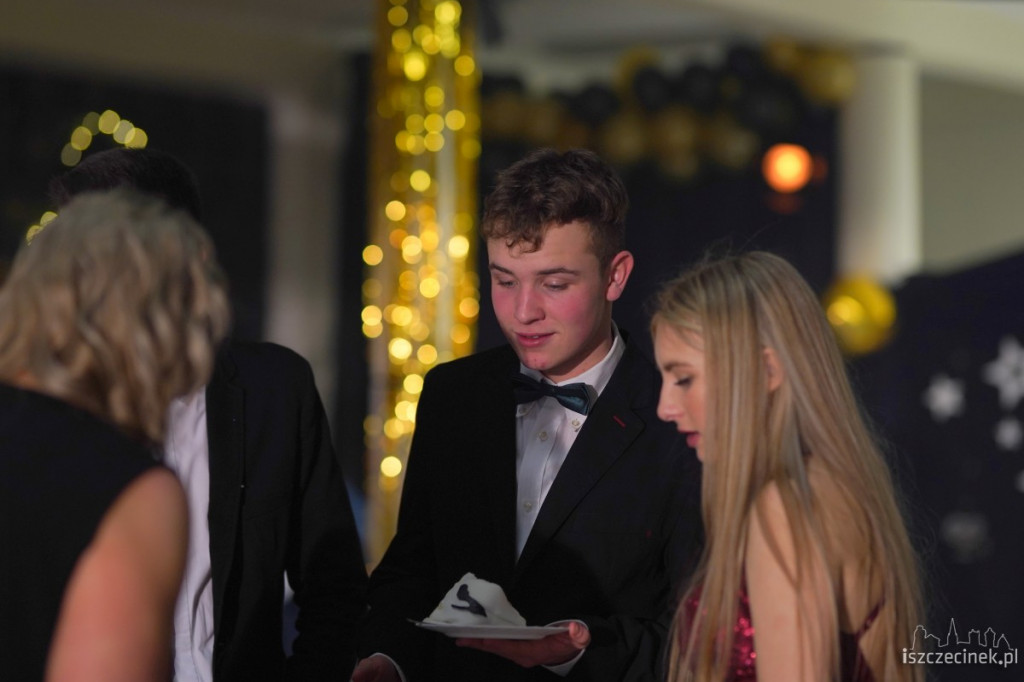 Studniówka 2019. Zespół Szkół nr 1 im. Komisji Edukacji Narodowej w Szczecinku