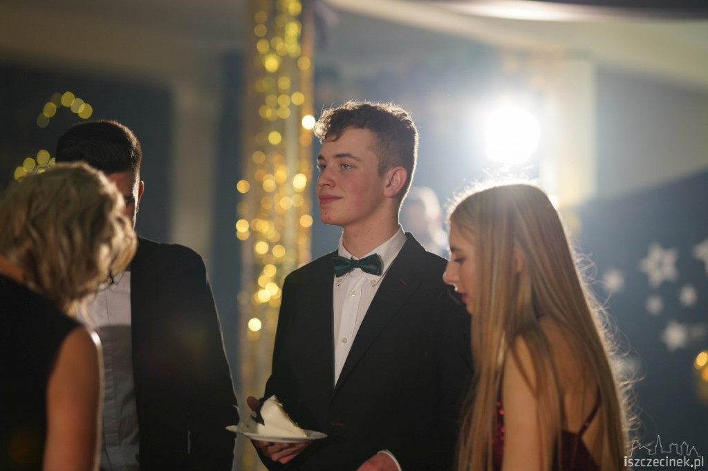 Studniówka 2019. Zespół Szkół nr 1 im. Komisji Edukacji Narodowej w Szczecinku