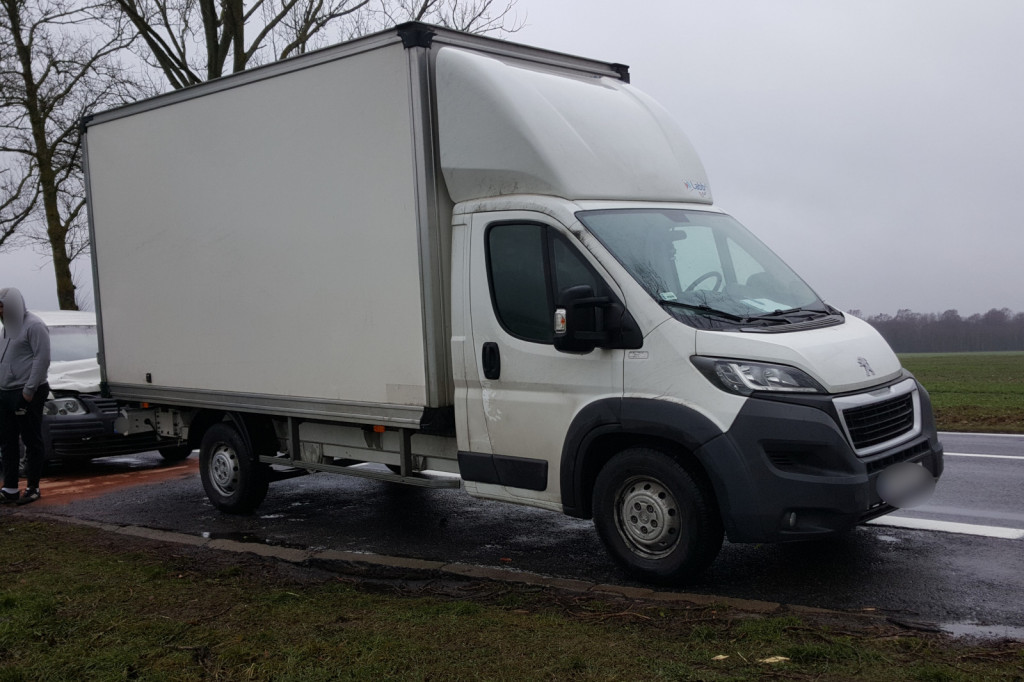 Wypadek pod Lotyniem, podmienione tablice i brak OC