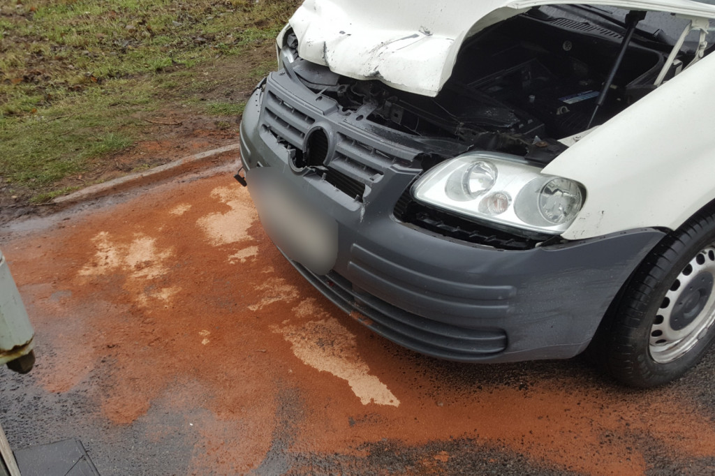 Wypadek pod Lotyniem, podmienione tablice i brak OC