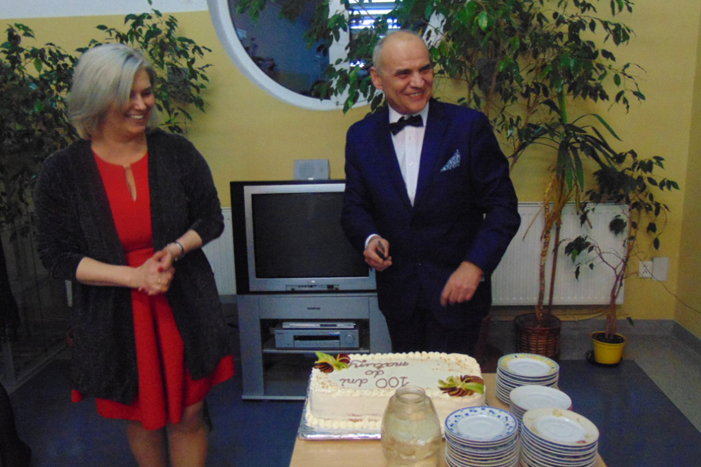 Spotkanie i wyjazd zamiast studniówki w LO w Barwicach