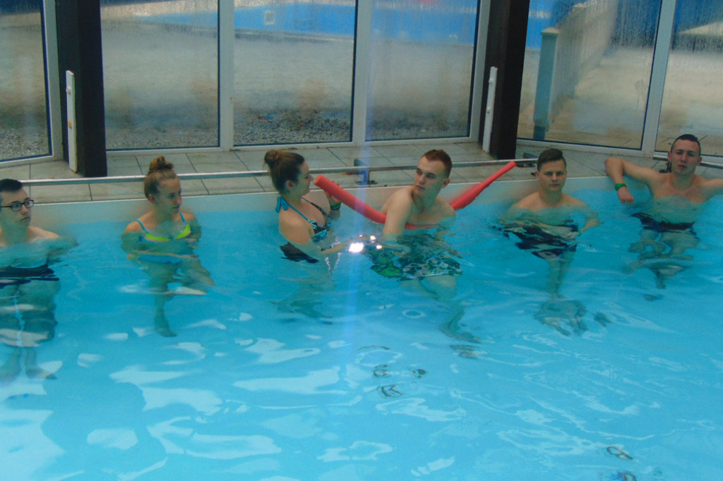 Spotkanie i wyjazd zamiast studniówki w LO w Barwicach