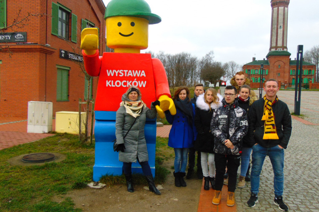 Spotkanie i wyjazd zamiast studniówki w LO w Barwicach