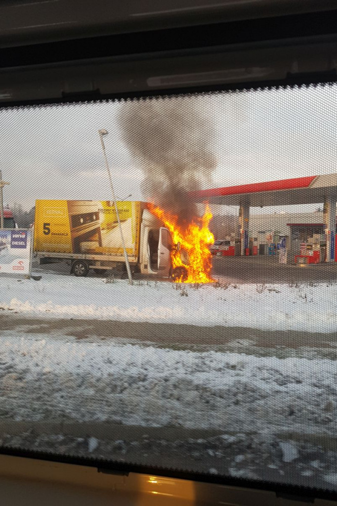 Pożar na stacji Orlen w Białym Borze
