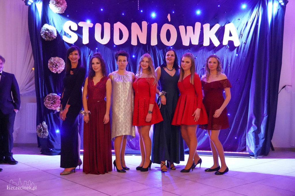 Studniówka uczniów Zespołu Szkół Technicznych w Szczecinku