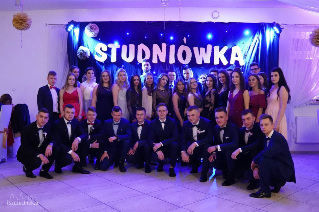 Studniówka uczniów Zespołu Szkół Technicznych w Szczecinku