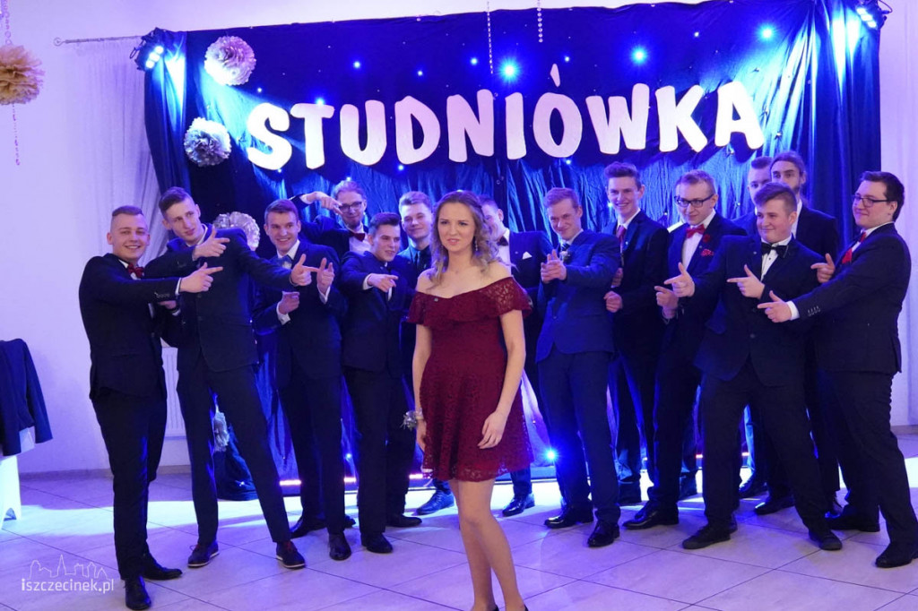 Studniówka uczniów Zespołu Szkół Technicznych w Szczecinku