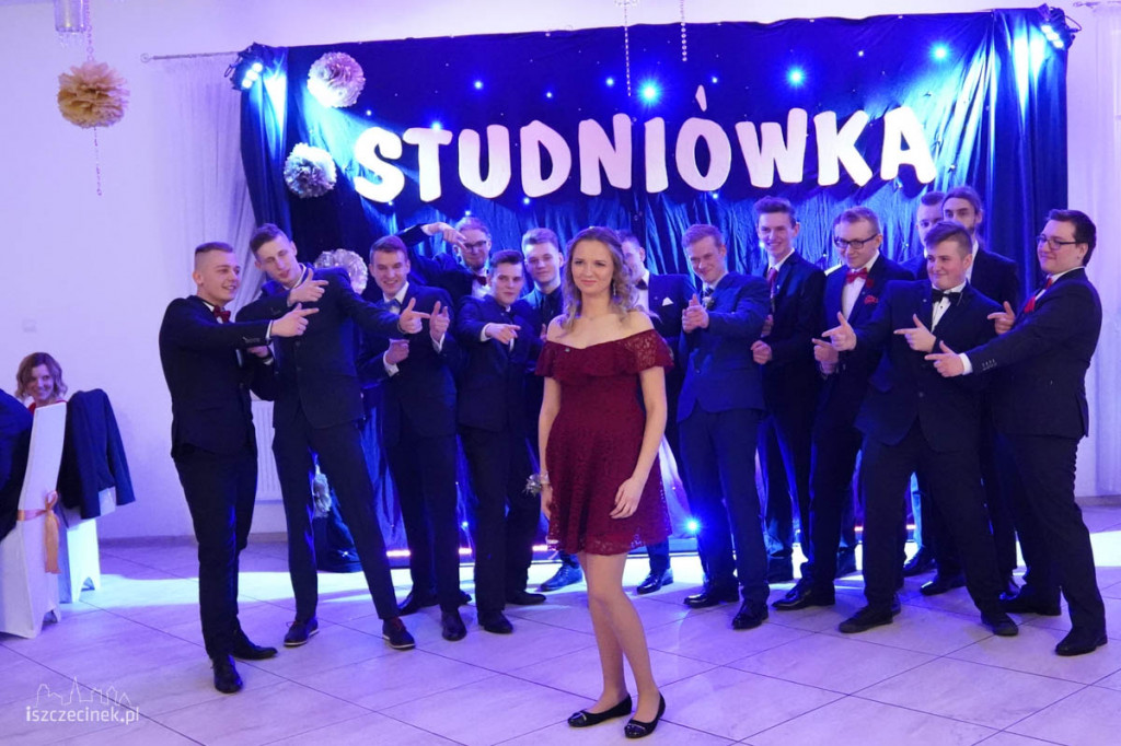 Studniówka uczniów Zespołu Szkół Technicznych w Szczecinku