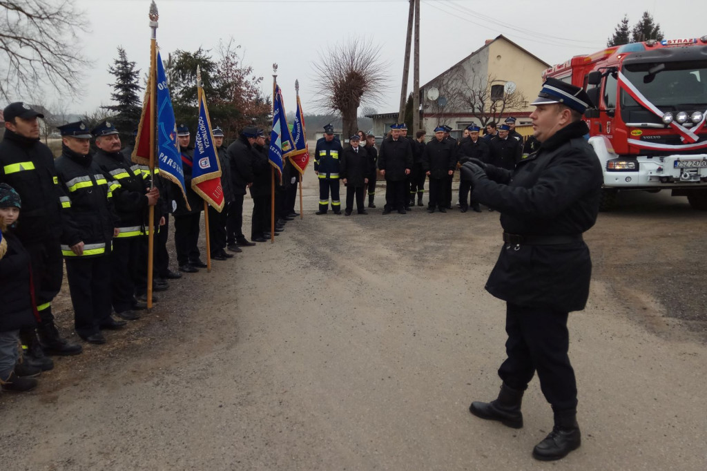 OSP Parsęcko, Oficjalne przekazanie wozu pożarniczego.