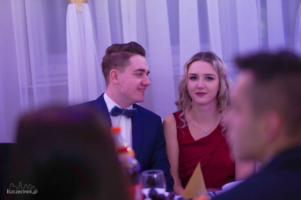 Maturzyści Zespołu Szkół nr 6 bawili się na studniówce