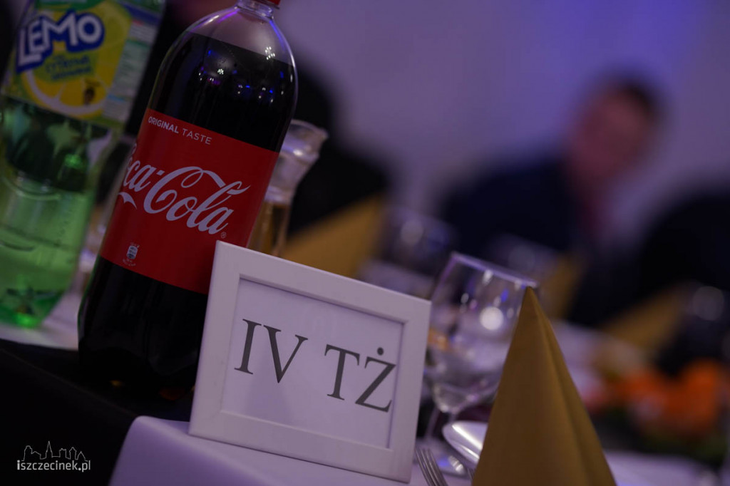 Maturzyści Zespołu Szkół nr 6 bawili się na studniówce